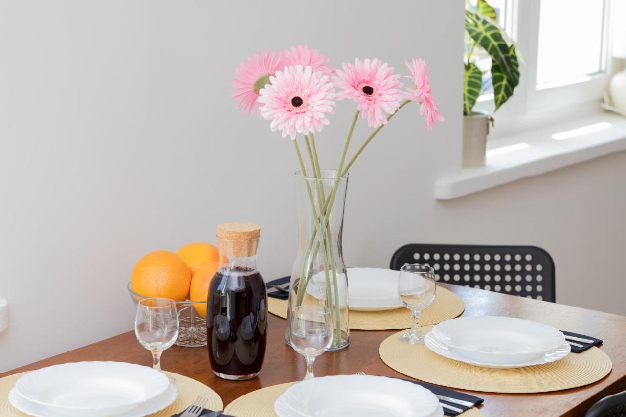 Gdynia Centrum Apartament Abrahama 15 Minut Pieszo Od Plazy Miejskiej By Noclegi Renters Екстериор снимка
